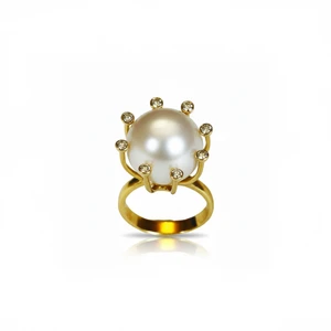 Kaleidoscope Pearl Ring